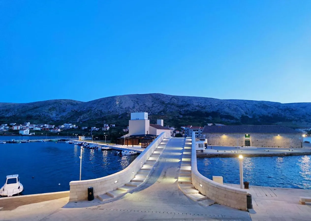 Premium Zec Apartment Pag Town Croatia